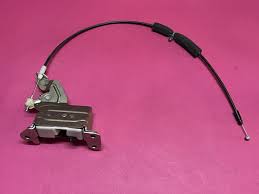 KAPI KİLİDİ ARKA SOL MOTORLU D.DOKKER-LODGY 825021093R