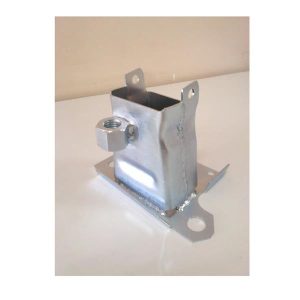 DR 1016 ÖN TAMPON BAĞLANTI DEMİR AYAĞI TRAVERSİ SAĞ CLIO III HB-GRANDTOUR 8200834853