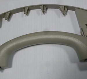 SÜRGÜLÜ KAPI İÇ KOLU SOL KNG III KAPI TUTAMAĞI 8200497432