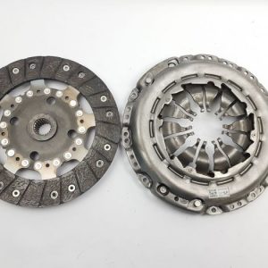 302055884R DEBRIYAJ SETI RULMANSIZ CAPTUR II 20 MEGANE IV 15 LODGY 12 DUSTER II 17 1.5 BLUE DCI EURO 6 CLIO V 19 1.3 TCE 302051190R