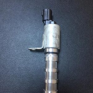 EKSANTRİK MİLİ AYAR VALFİ CAPTUR I 13 CLIO IV 12 CLIO V 19 MEGANE IV 16 DOKKER 12 SANDERO II 12 LOGAN MCV II 15 0.9TCe 1.0SCe 1.2TCe QASHQAI J11 14