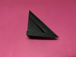 AYNA KENAR ÜÇGEN PLASTİK SAĞ CLIO V 638746778R