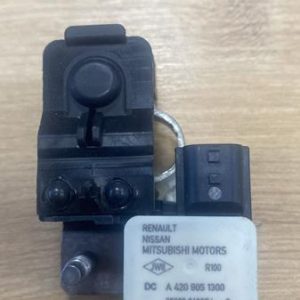 AKÜ GERİLİM KAPTÖRÜ CLIO V İÇİ ORİJİNAL