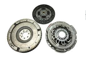 DEBRİYAJ SETİ SABİT VOLANLI CLIO III-KANGOO-LAGUNA III-MEGANE II-III-FLUENCE-SCENIC II 1.5DCI K9K-F4R-QASHQAI J11 13-18 -JUKE-MERCEDES CITAN 111 CDI