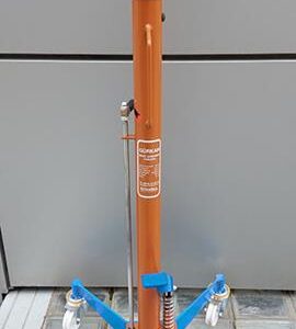 DİKEY ŞANZIMAN KRİKOSU 500kg Ters çevrilebilen başlık Asgari yüksekliği 1130MM Maksimim yükseklik 1960MMM Ters çevrilebilen başlıK Şanzuman yaylar