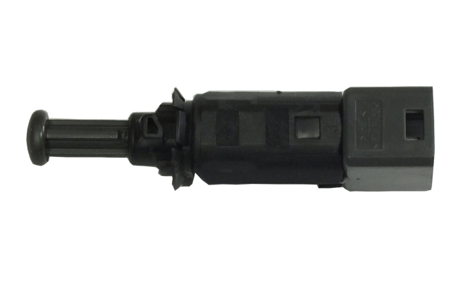DEBRİYAJ PEDAL MÜŞÜRÜ MASTER 2-VİVARO-CLIO 2-3-KANGOO-SYMBOL-LOGAN 04- 2 FİŞLİ 7700431512-8200110894-4408512