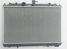 SU RADYATÖRÜ ISUZU TURKUAZ CITIBUS - KAMYON 7.5 TON 1 SIRA ÇERÇEVELİ BRAZING 620X585.3X36