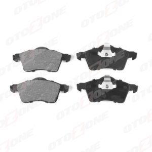 ÖN BALATA TRANSPORTER T4 CARAVELLE 2.5 TDI 90-03 GDB1391 7D0698151D-7D0698151F