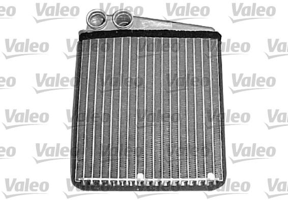 KALORİFER RADYATÖRÜ CADDY III-GOLF V-VI-JETTA III-OCTAVIA-TOURAN-ALTEA-LEON-A3-Q3-TOLEDO 235x190